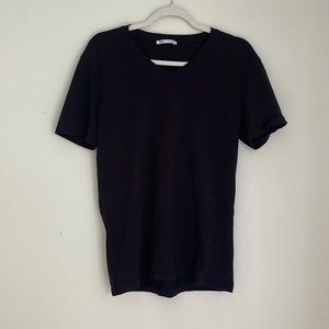 Men’s Black V-neck T-shirt by Zara sz L